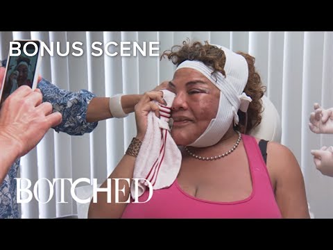 Rajee Sends Sweet Video Message to Terry Dubrow's Mom | Botched | E!