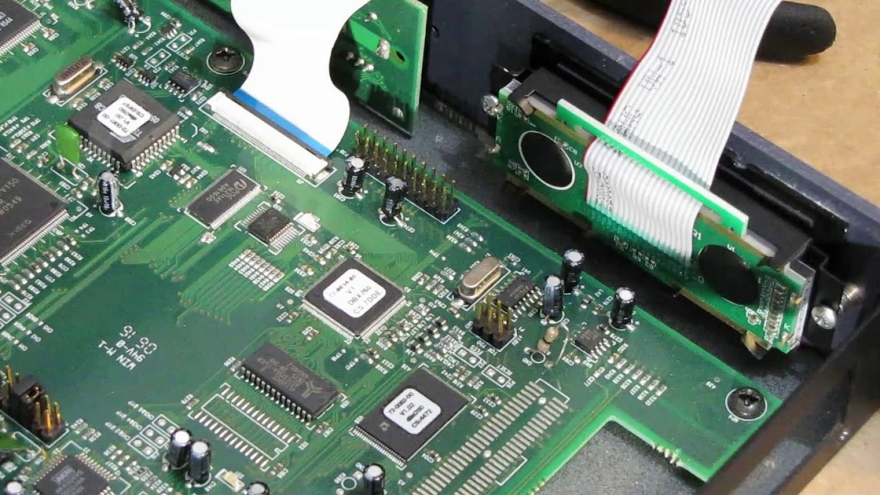 Replacing an LCD screen on a dbx Driverack 260