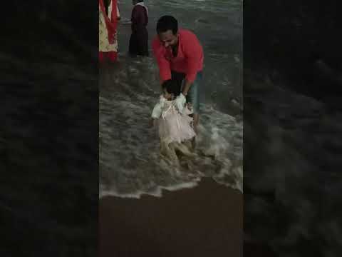 Hasini BABY FIRST TIME AT THE BEACH! 😍😍