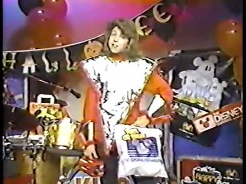 Kids Inc. Halloween PSA with Renee Sands