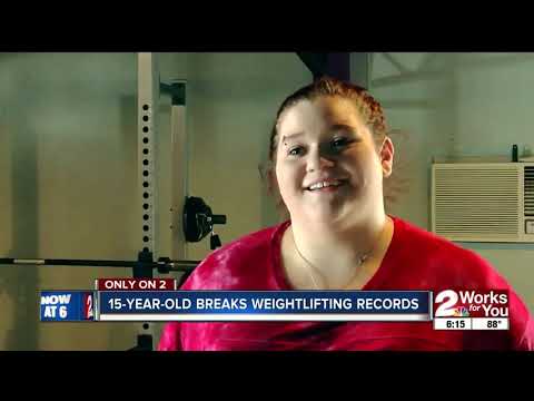 15-year-old breaks weightlifting records