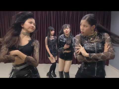 ทีม i Queen - Black pink dance cover A Fan Fest