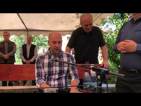 La Inmormantarea fratelui Ionut Pag Cântă fratele Vasea Roua Galati