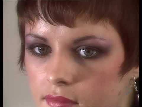 Video thumbnail for Modern Girl
