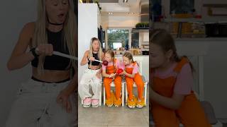 Up, down, right, left 🤭🤭 Children’s prank #shorts #twins #funny