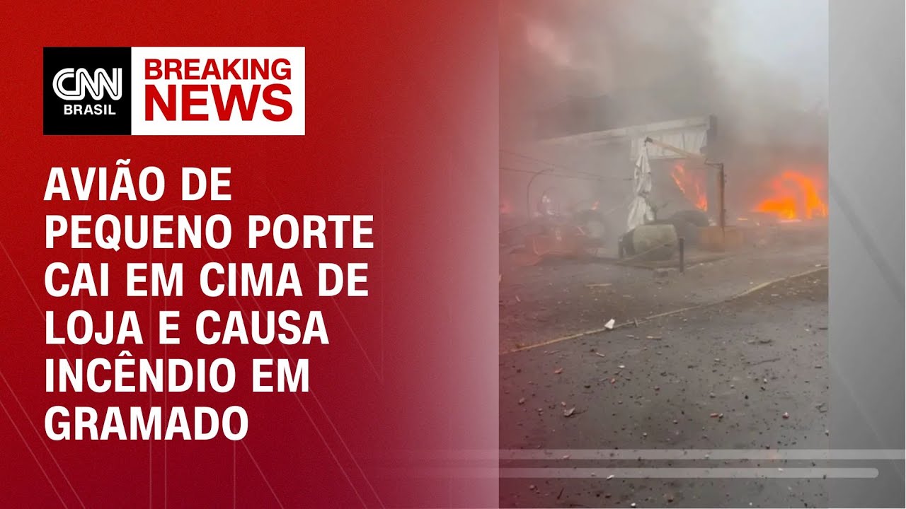 Avião de pequeno porte cai em cima de loja e causa incêndio em Gramado | AGORA CNN