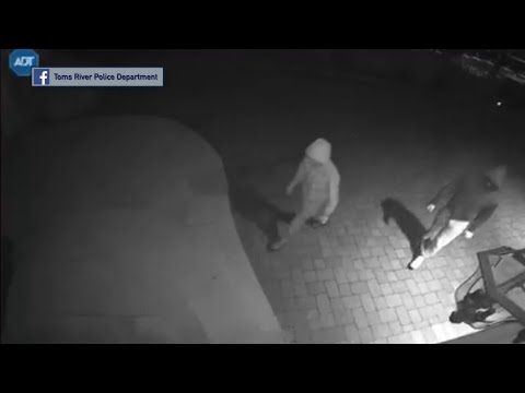 NJ Toms River Police Seeking Suspects Who Failed At Two Attempted Burglaries