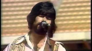 Video thumbnail of "Alabama-My home's in Alabama 1980"