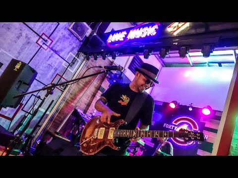 Cozy Republic - Kalau Jodoh Tak Lari Kemana (Live at Kedai 47 Gorontalo)