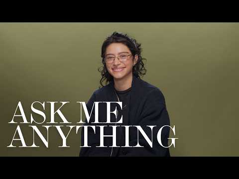 Odessa A'zion Actually Does Love LA | Ask Me Anything | ELLE