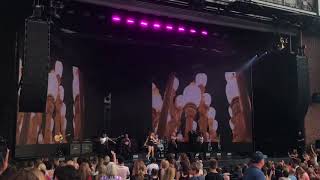 Love Myself &amp; Show You Love - Hailee Steinfeld LIVE - Kansas City