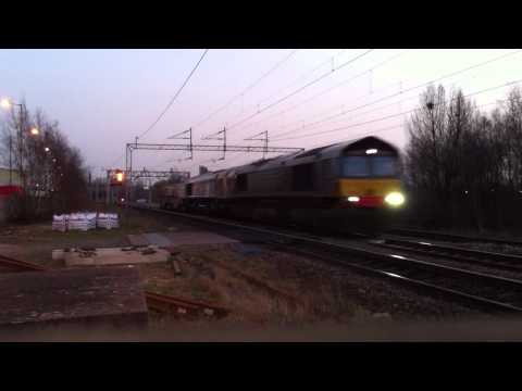 66422 66303 6m67 Bridgwater-Crewe