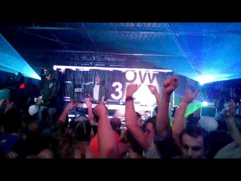 JayCeeOh    Spaceman live @ Meltdown 3.5