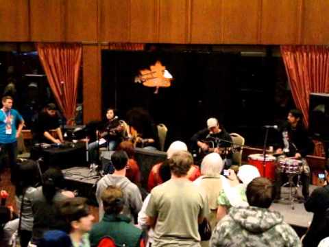 Aki-Con 2010 - Eyeshine - Satellite