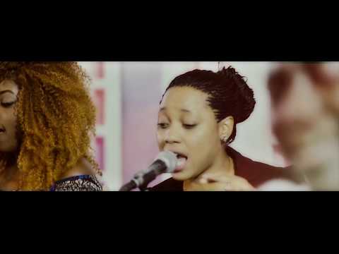 Acor sings You are here by William McDowell // Fill me up