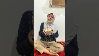 Download lagu Dikasih Makanan Enak Sama Tetangga Baik Hati mp3