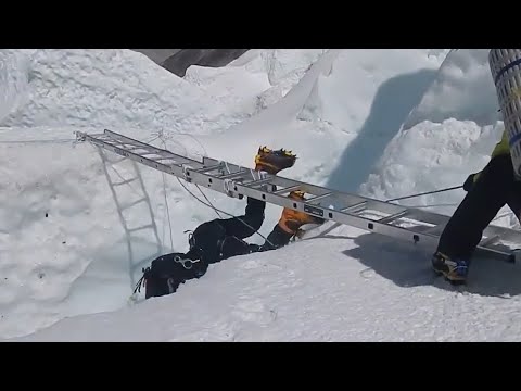 Watch This Team Of Sherpas Save An Everest Climber Who Fell Into A Crevasse