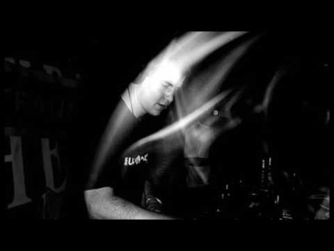 Simon Coyle - Live @ Lazareti, Dubrovnik (09.12.2005.) part1