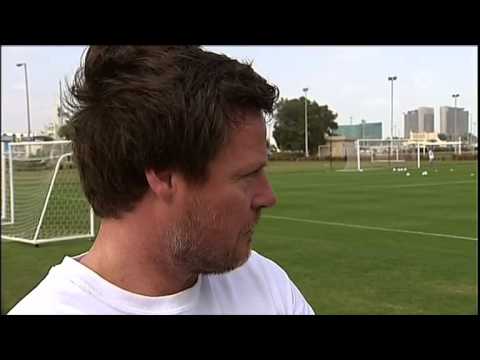 Stefan Schwarz på besök på landslagsläger - TV4 Sport