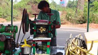 preview picture of video 'Juice From The Cane. Arambol. Goa. India.'