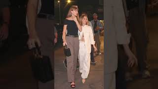 Taylor Swift with her girl gang #taylorswift #girlgang #friends #girlpower #swifties #shorts