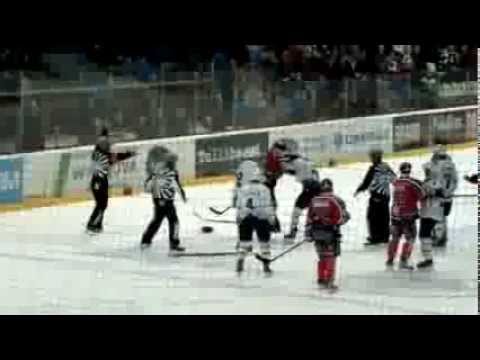 Ässät-Blues 8.2.2014. Tapio Sammalkangas vs Ilmari Pitkänen. Fight!!
