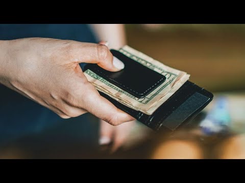 Alias Wallet by Colin McLeod