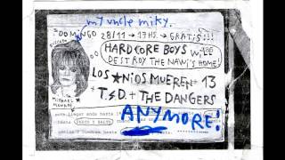 Los Años Mueren - Winter Month Novelty (At the Drive-in Cover)