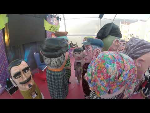 Cabeçudes 2020 desfile de Carnaval da Nazaré de domingo