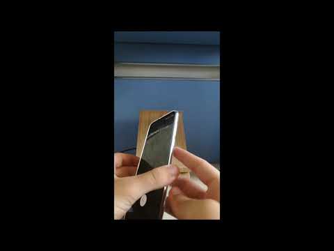 Motorola One Action incoming call