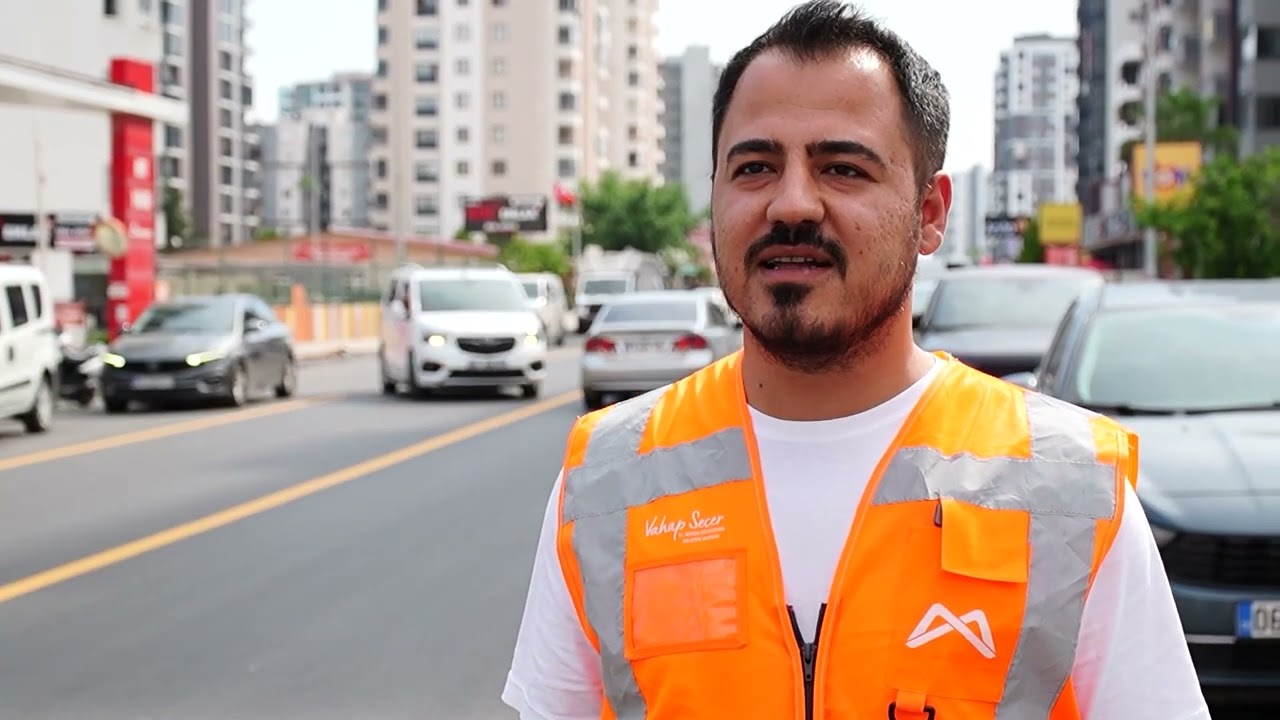 MERSİN BÜYÜKŞEHİR DENİZ MAHALLESİ’NDE KAPSAMLI YOL YENİLEME ÇALIŞMASI YAPTI r1