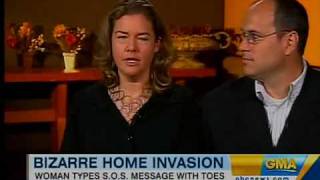 Woman uses her feet to send SOS signal