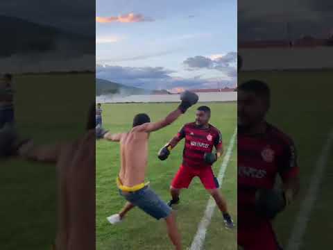 round de box, Manoel Freitas vs Vado vida em Jussiape Bahia .