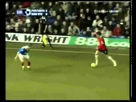 Santiago Munez  vs  Cristiano Ronaldo