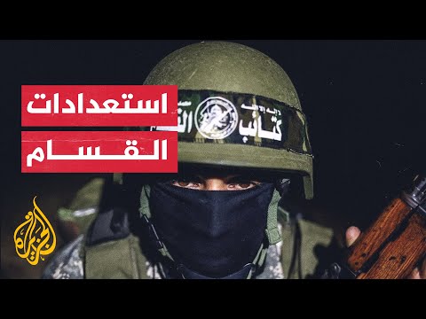 شاهد قوات النخبة بكتائب القسام تجري تدريبات ليلية