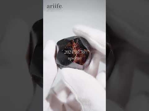  25 のトレンディなデザイン提案による天然石のプール舗装  庭園