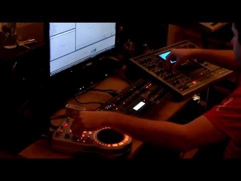 Live Techno Series #4 - MC-909 & Virus - Simon Stokes