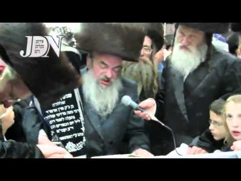 Hachnosas Sefer Torah In Memory Of The Lelover Rebbe Zt"l - Sivan 5773
