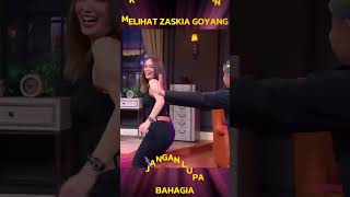 Download lagu KANG DADANG PINGIN LIHAT ZASKIA GOTIK GOYANG JAIPONG #komedi #lucu mp3