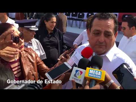 Izamiento en el cerro de la bandera del 49/o batallón de infantería de La Paz