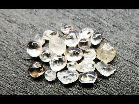 How to Find and Pan for Diamonds Video