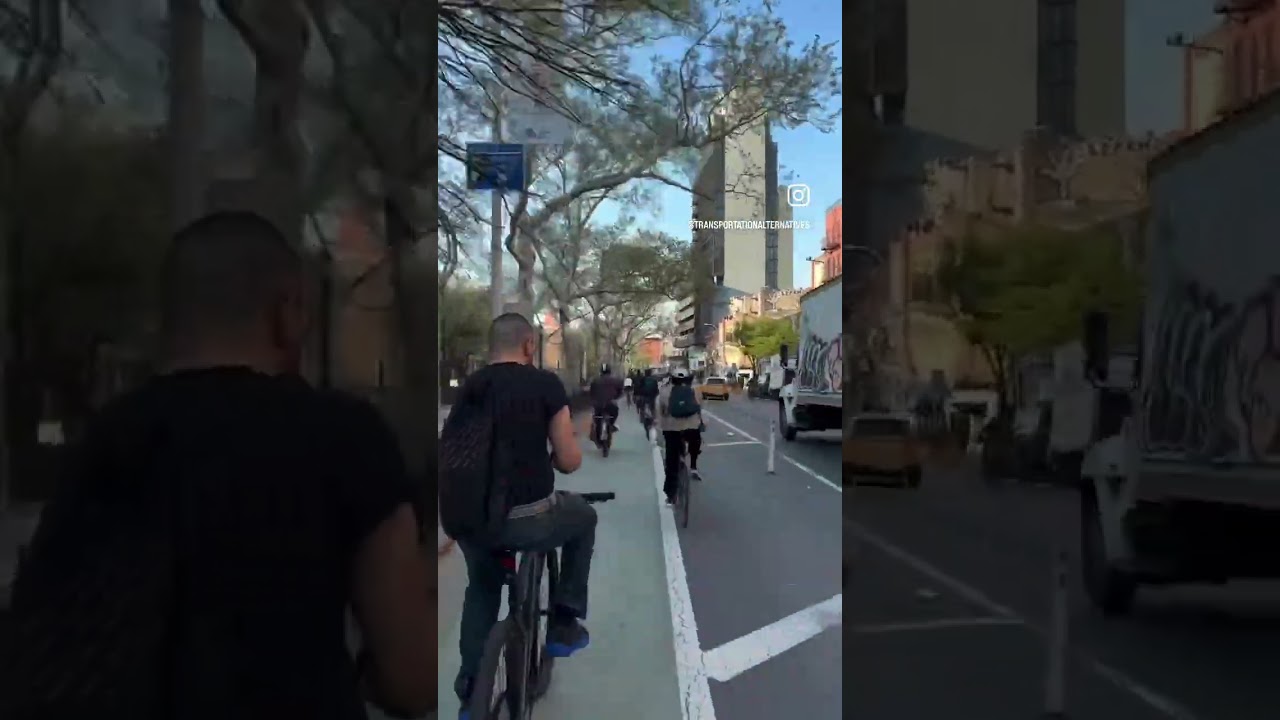 Drivers blocking the box on Delancey Street
