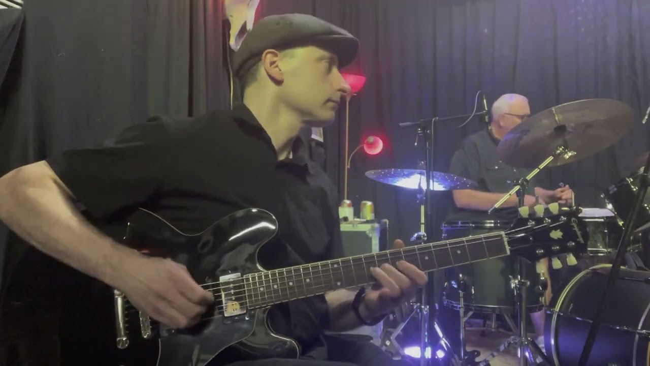 Promotional video thumbnail 2 for The Alan Davis Trio