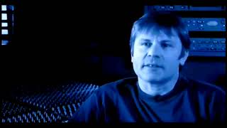 Iron Maiden - Bruce Dickinson singing in the studio!