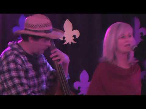 4A - Fleur de Lis Fling - 2017