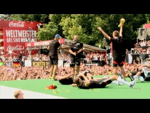 Videoclip de Der Löw — Herbert Grönemeyer