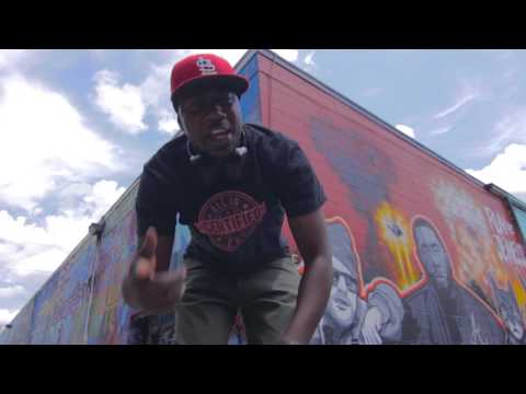 Slim Vegas   16's ft. Look Alive