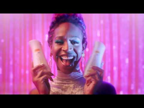 Dermacyd® Hidrate e Karol Conka: Causando no seu banho