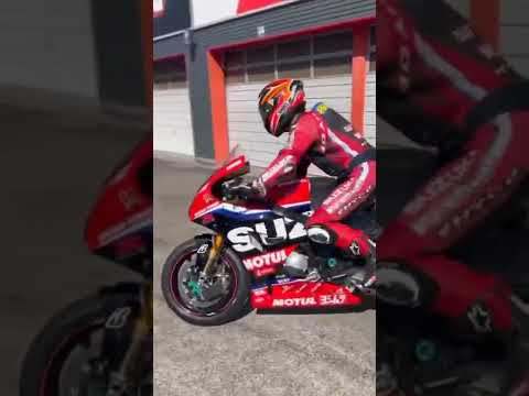 Thumbnail for Suzuki GSX R 1000 R (kazuki watanabe) endurance test at Motegi circuit #suzukigsx #gsxr1000r by Motegi Circuit