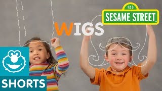 Sesame Street: Play Inside the Letter W